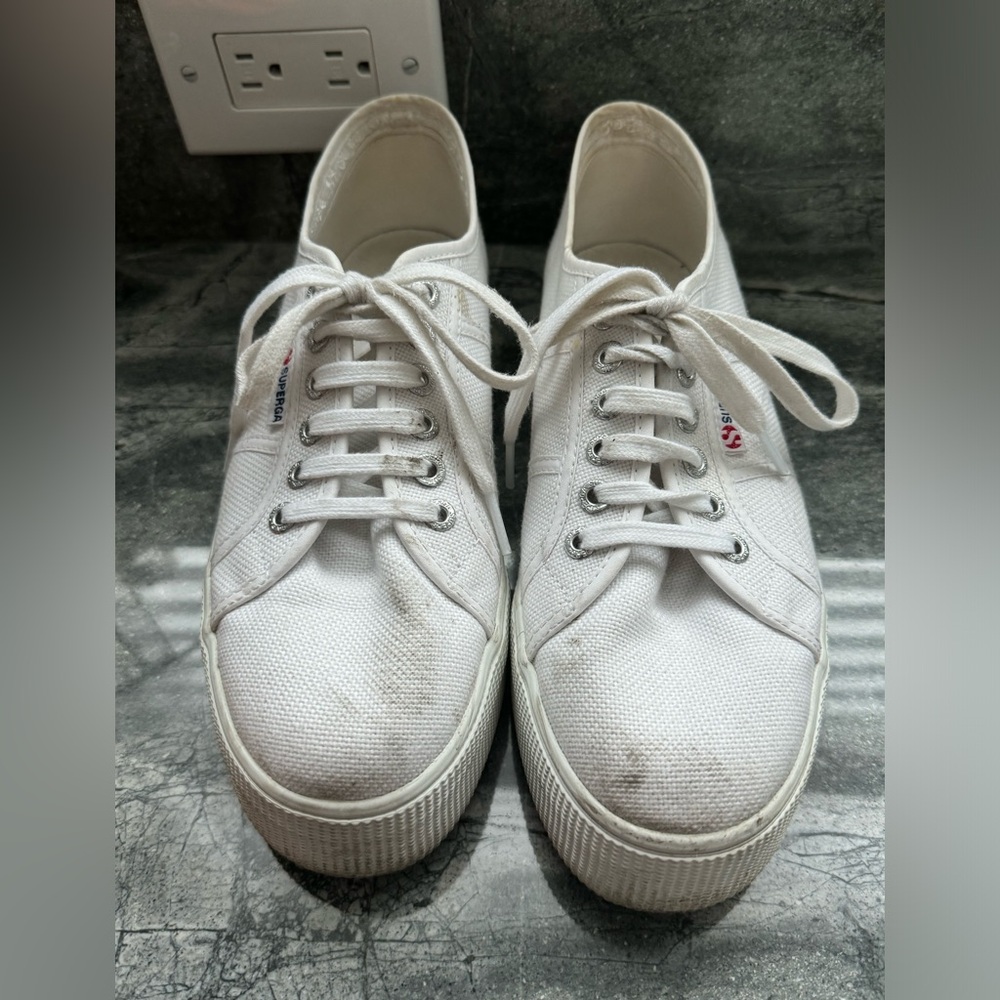 Mid Platform Sneaker
